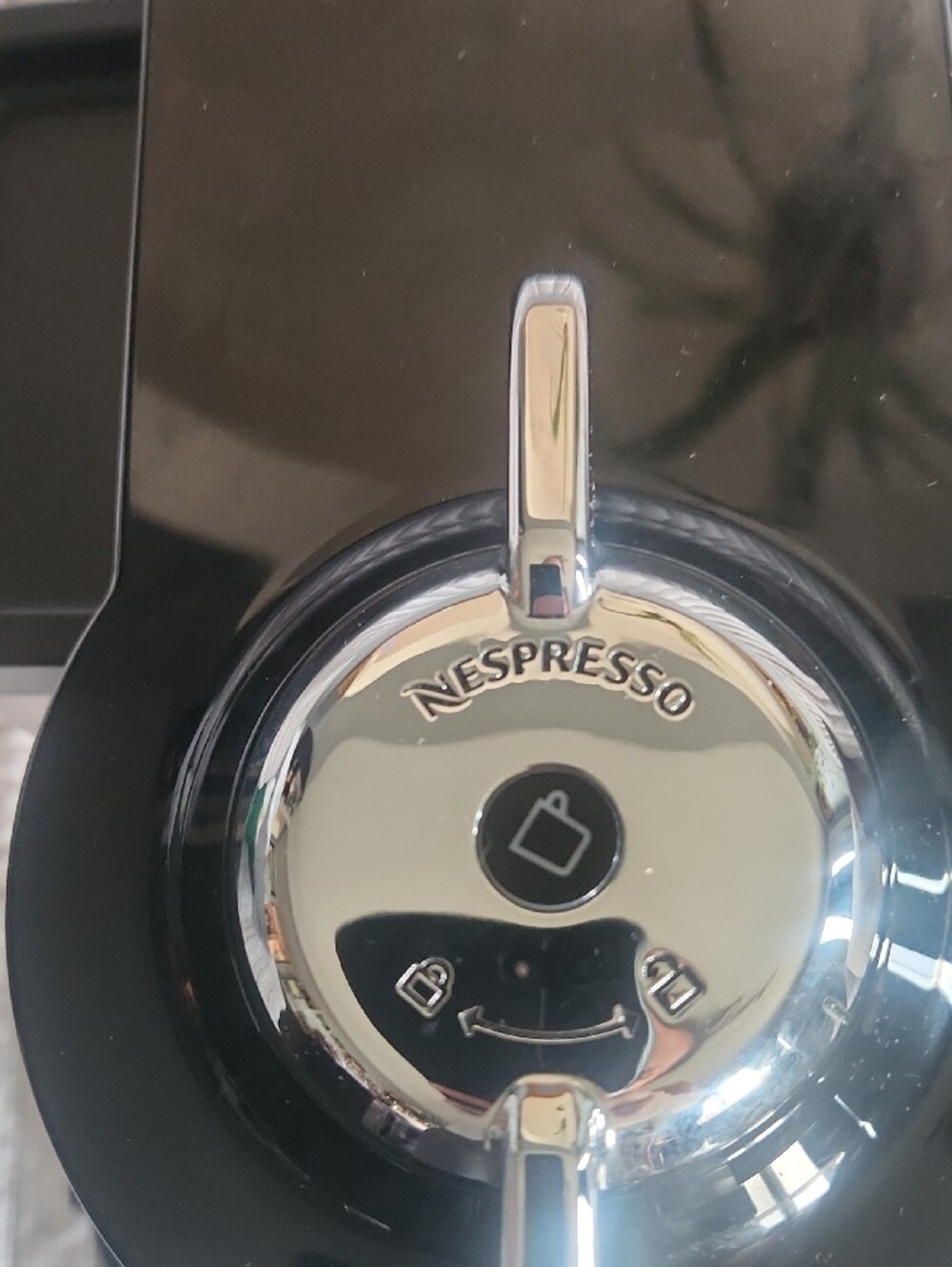 Coffee Machine Nespresso - Picture 3 of 12
